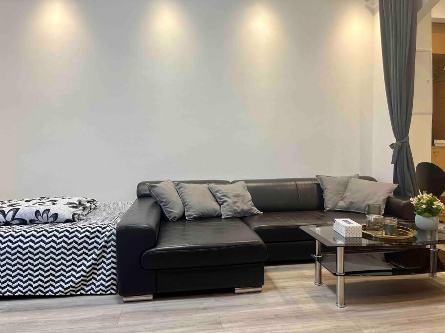 Modern Flat In Apartament Praga